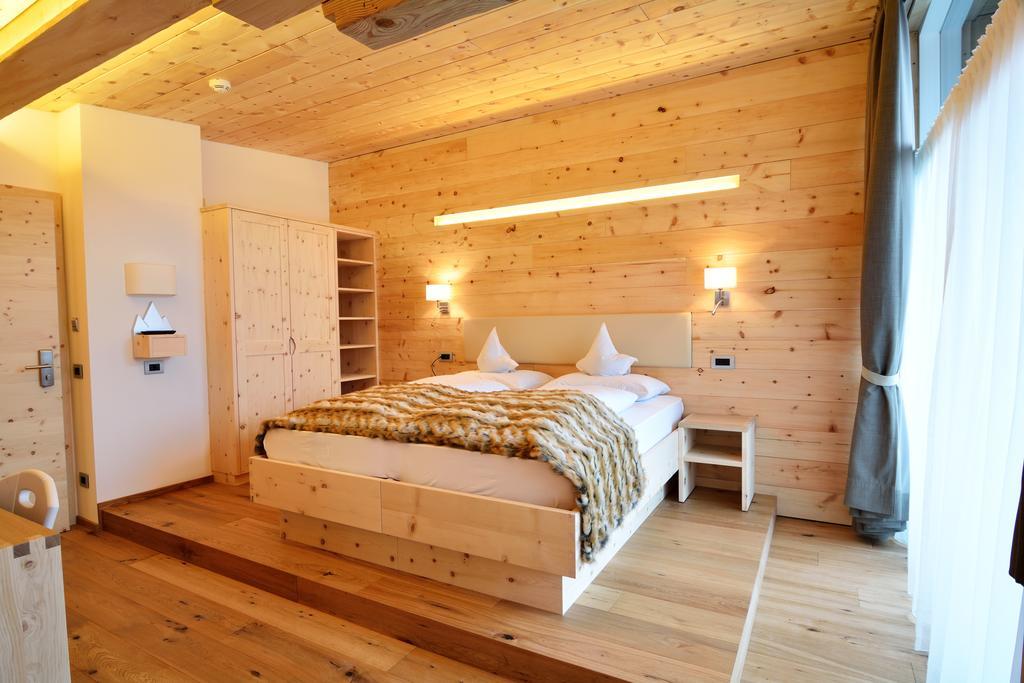 Chalet Elisabeth Dolomites Alpin & Charme Hotel Selva di Val Gardena Luaran gambar