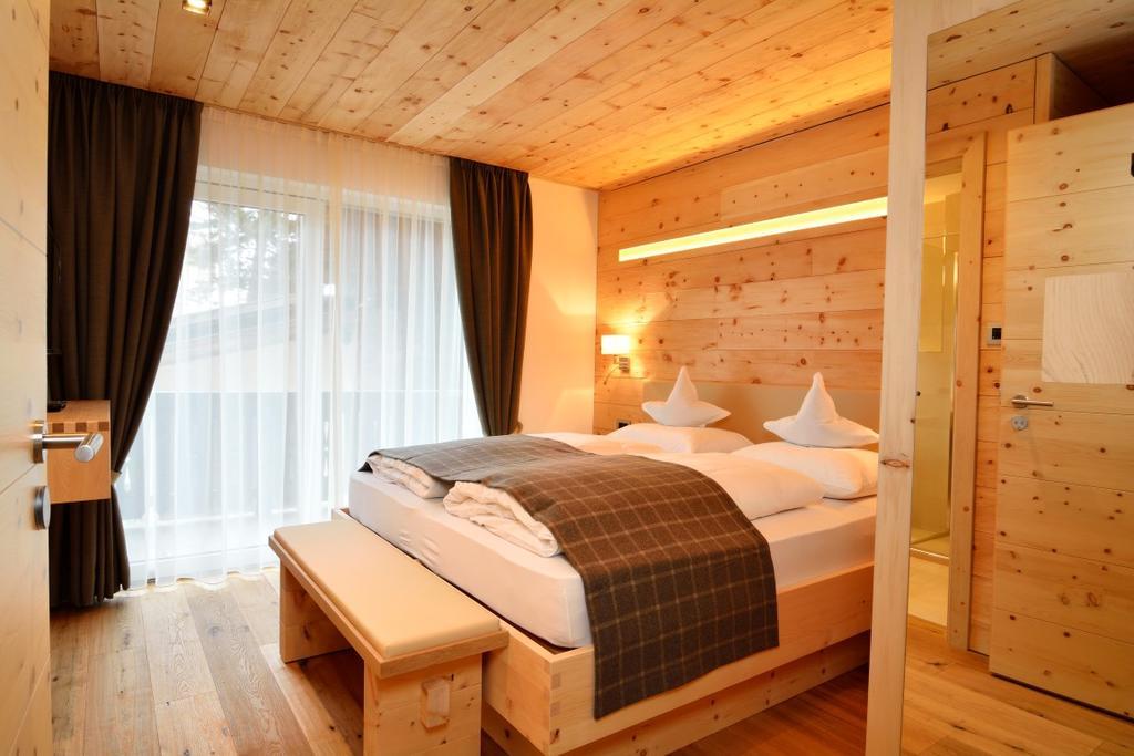 Chalet Elisabeth Dolomites Alpin & Charme Hotel Selva di Val Gardena Luaran gambar