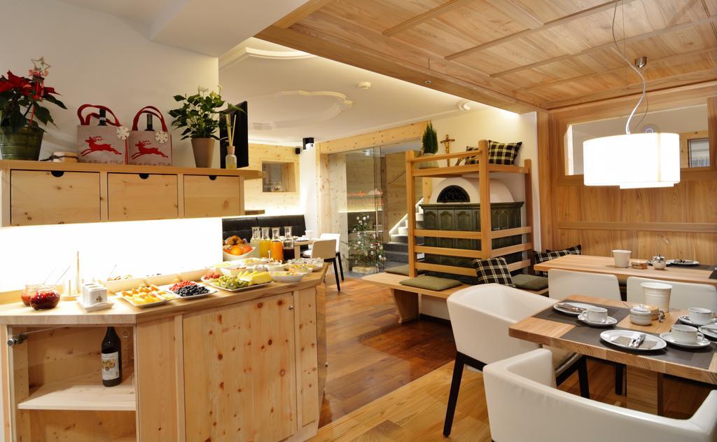 Chalet Elisabeth Dolomites Alpin & Charme Hotel Selva di Val Gardena Luaran gambar