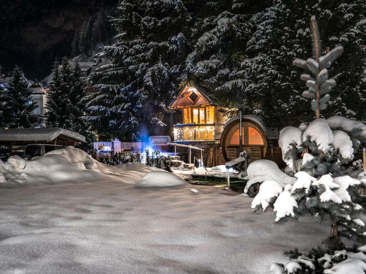 Chalet Elisabeth Dolomites Alpin & Charme Hotel Selva di Val Gardena Luaran gambar